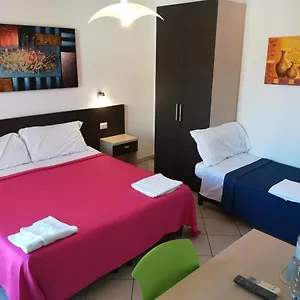 La Locanda Del Mare -Domo- Affittacamere Couette-café