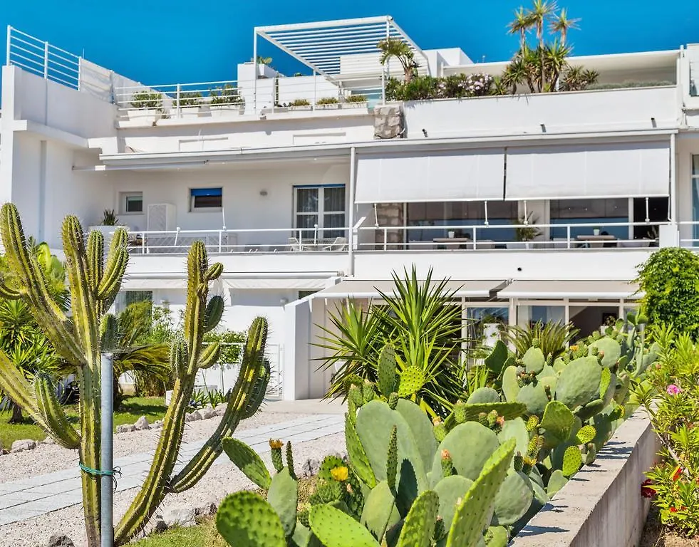 Abitare In Vacanza La Caletta 3*,