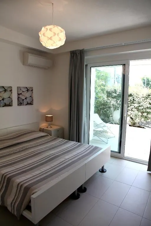 Abitare In Vacanza La Caletta Aparthotel